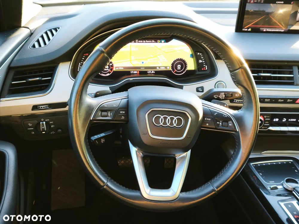 Audi Q7 - 17