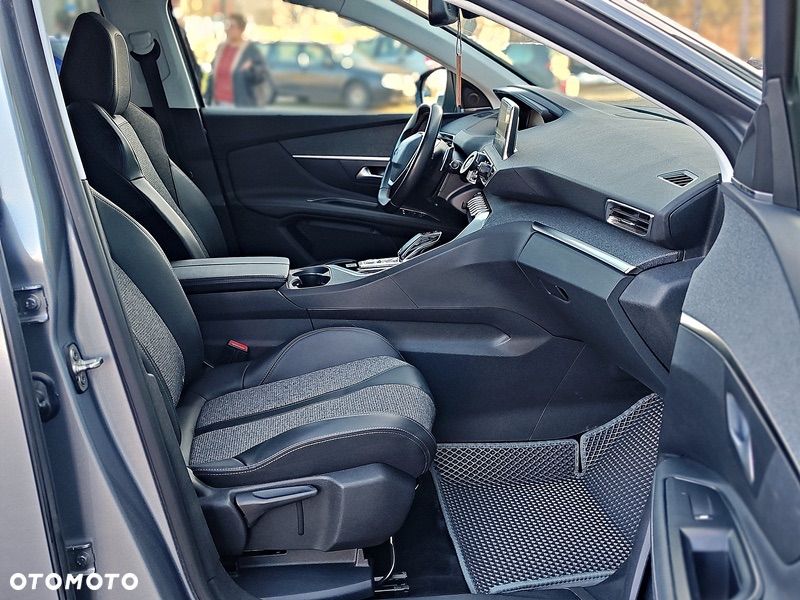 Peugeot 3008 1.6 PureTech GPF Allure S&S EAT8 - 12