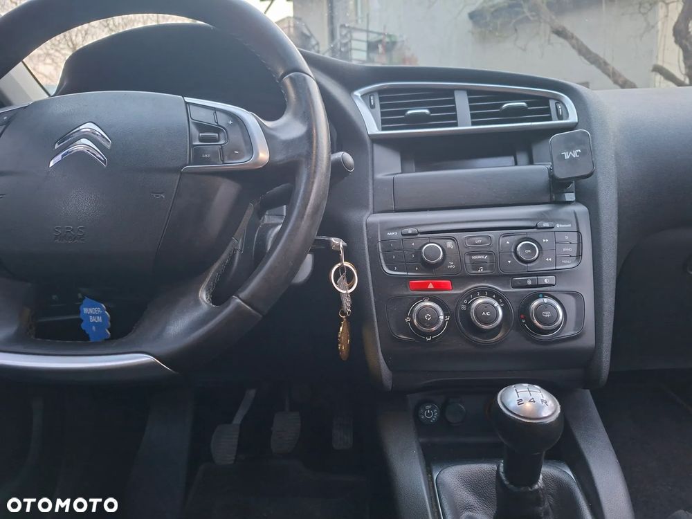 Citroën C4 VTi 95 Attraction - 3