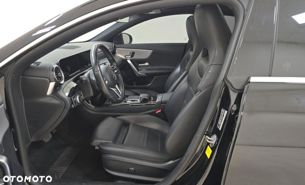 Mercedes-Benz CLA 250 4-Matic Progressive 7G-DCT - 8