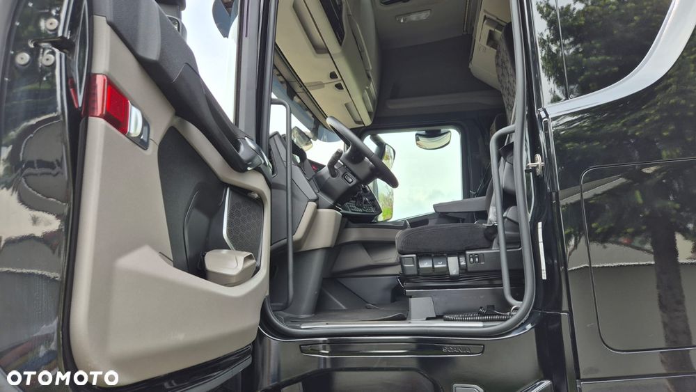 Scania SCANIA///S500///2022///LOW DECK///MEGA///RETARDER/// NOWE OPONY///FULL LED///ALUFELGI///ZABUDOWY MIĘDZYOSIOWE///KLIMATYZACJA POSTOJOWA///WAGA///STAN BARDZO DOBRY - 22