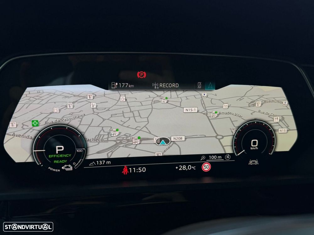 Audi Q8 e-Tron 50 quattro S line - 30