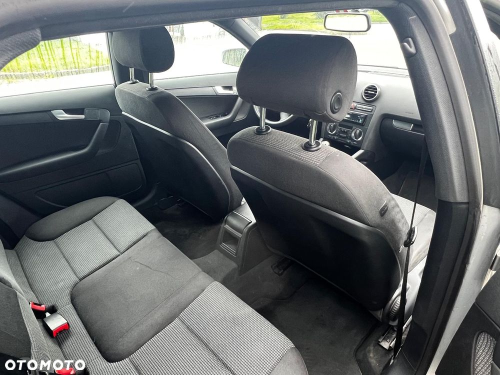 Audi A3 Sportback - 6