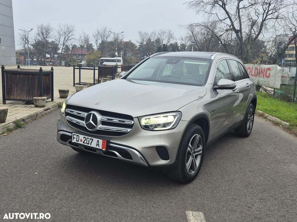 Mercedes-Benz GLC - 24