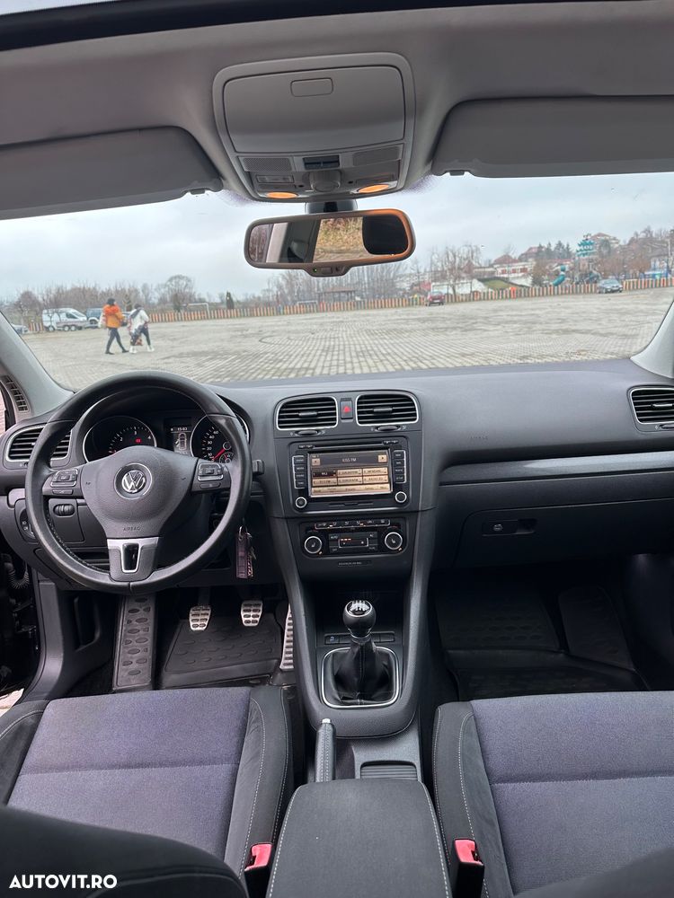 Volkswagen Golf 2.0 TDI DPF Style - 6