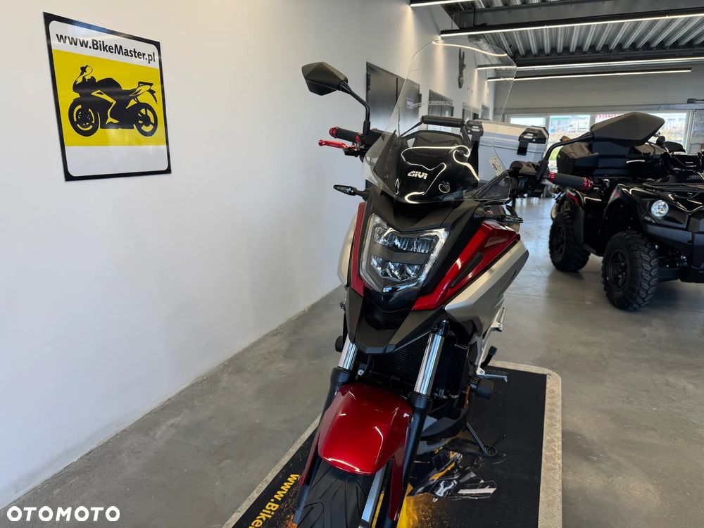 Honda NC - 33