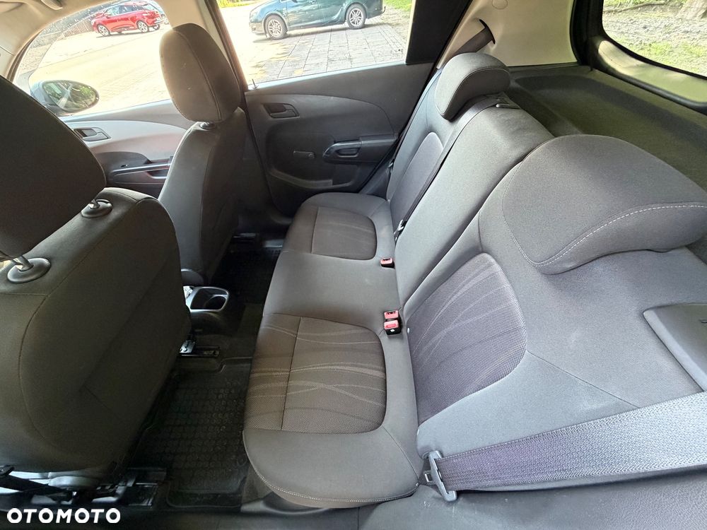 Chevrolet Aveo 1.2 LT - 7
