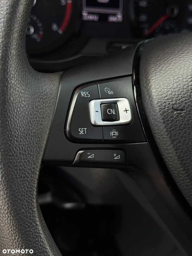Volkswagen CRAFTER - 23