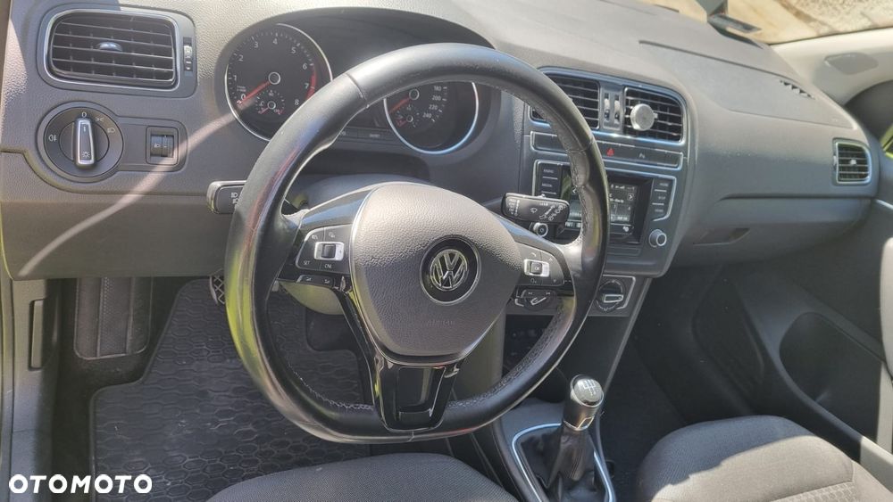 Volkswagen Polo 1.2 TSI BMT Comfortline - 18