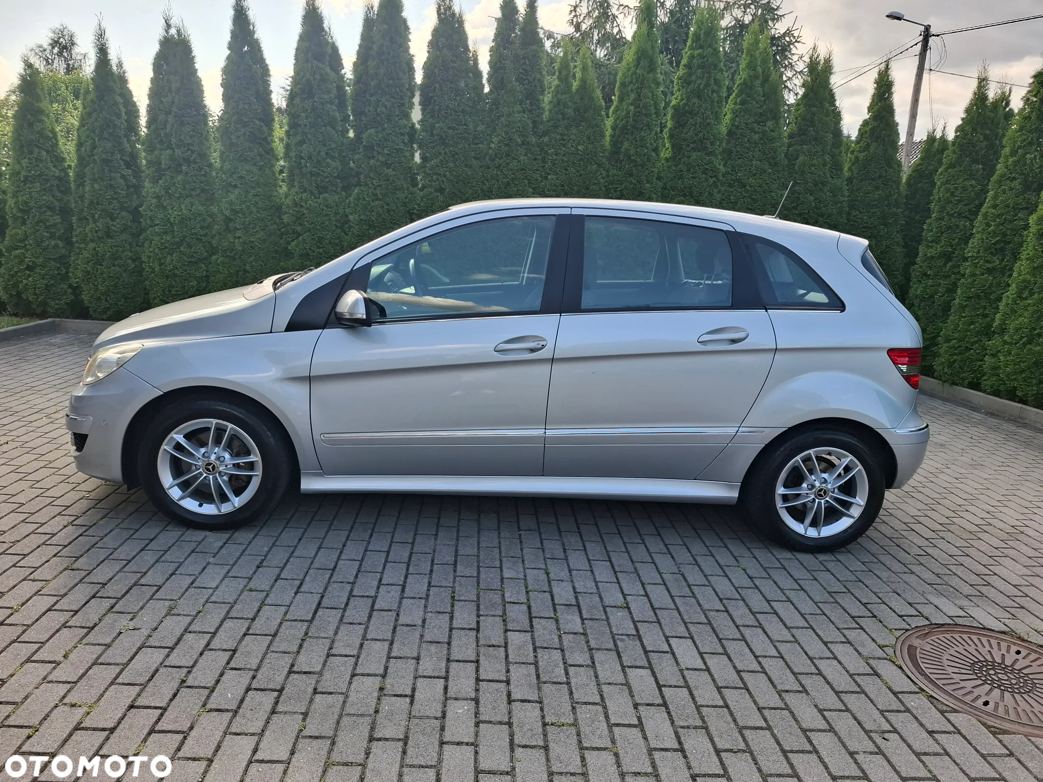 Mercedes-Benz Klasa B 180 CDI Autotronic - 2