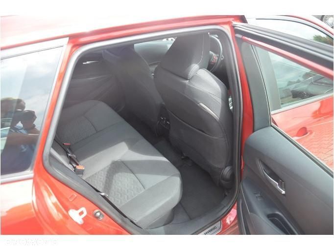 Toyota Corolla - 23