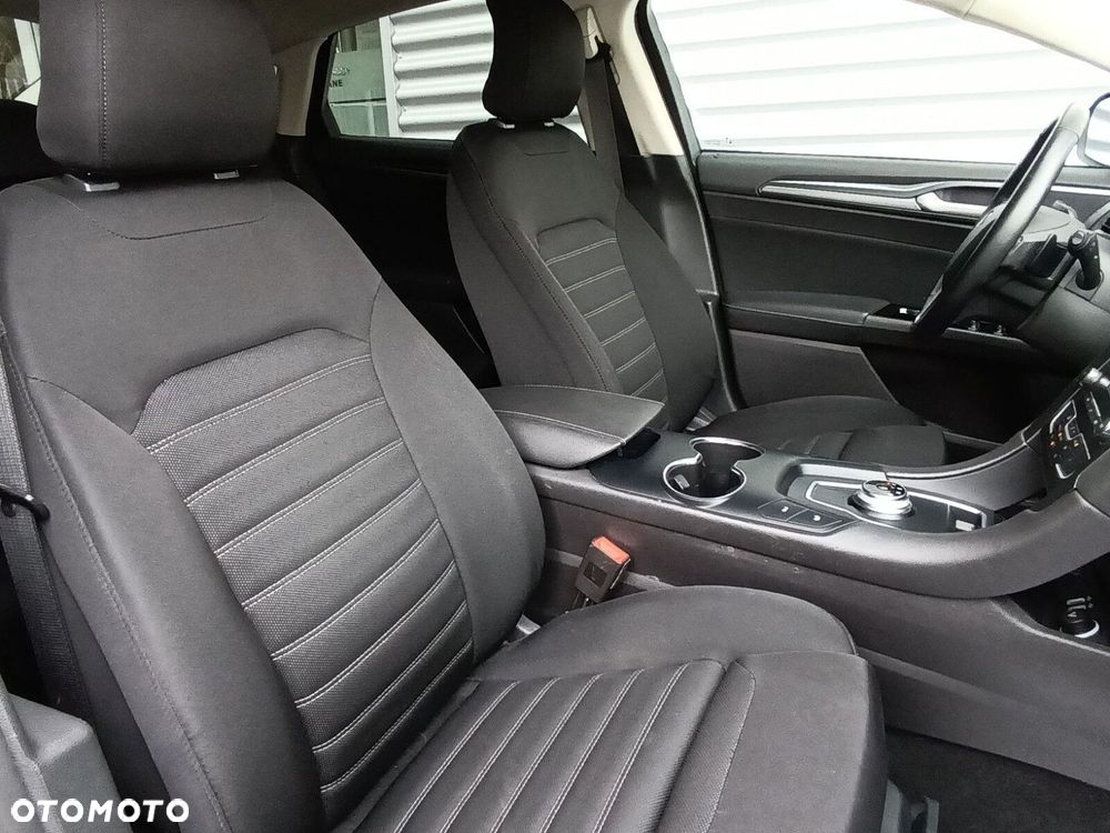 Ford Mondeo 2.0 EcoBlue Titanium - 33