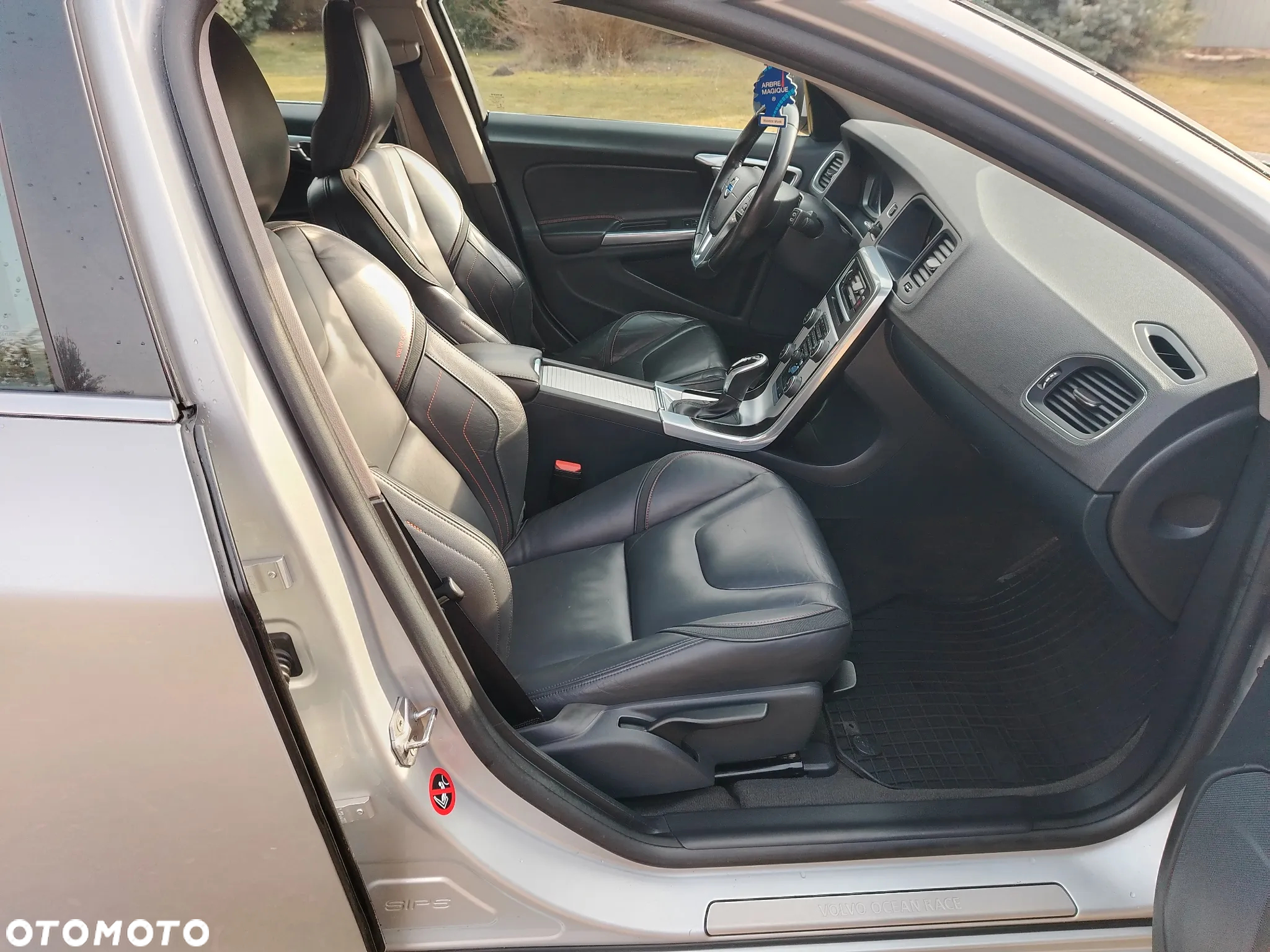 Volvo V60 D3 Drive-E Ocean Race - 14