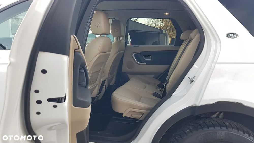 Land Rover Discovery Sport 2.0 TD4 HSE - 23