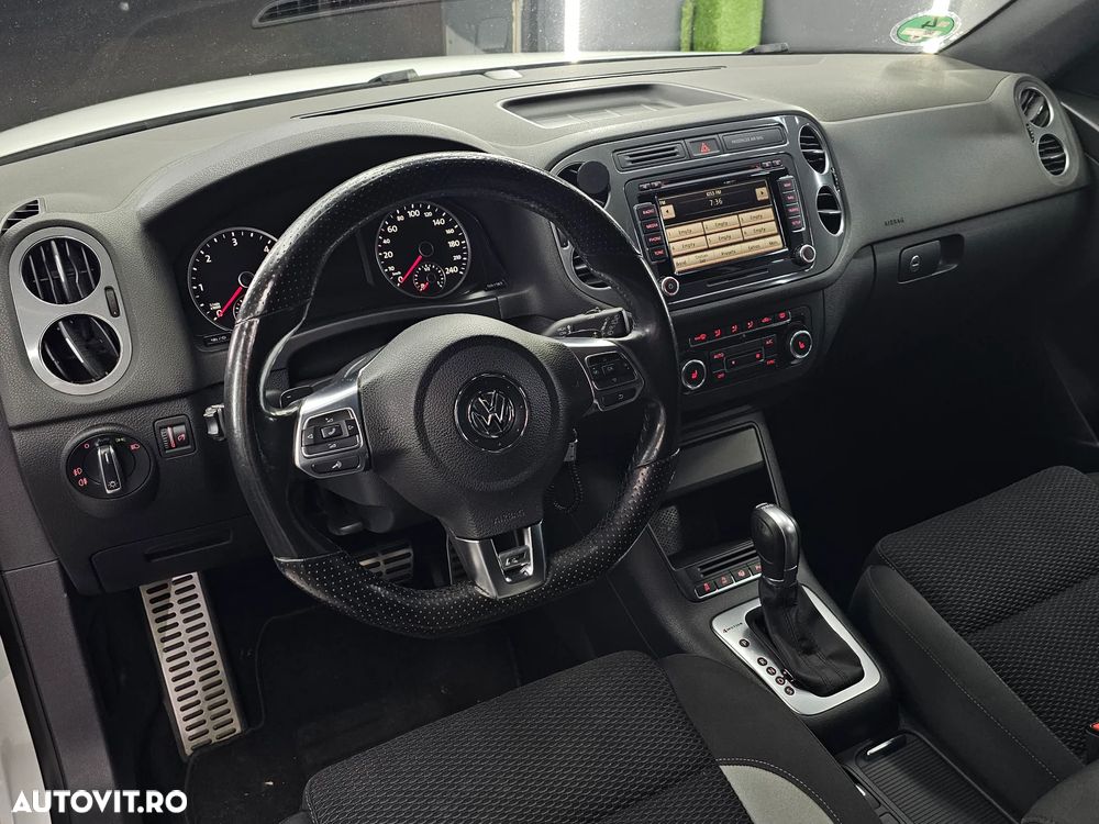 Volkswagen Tiguan 2.0 TDI DPF 4Motion BlueMotion Technology DSG Sport & Style - 5