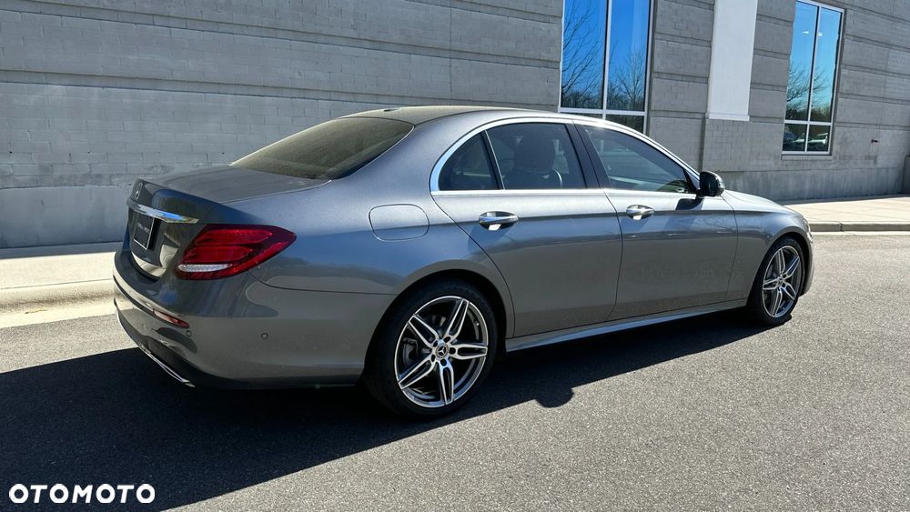 Mercedes-Benz Klasa E - 4