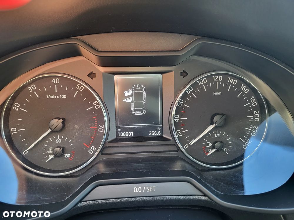 Skoda Octavia 1.4 TSI Ambition - 8