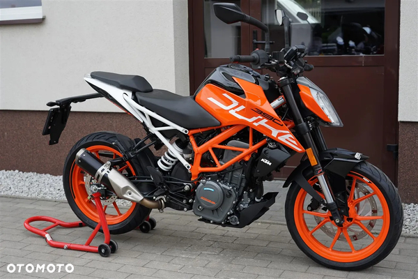KTM Duke