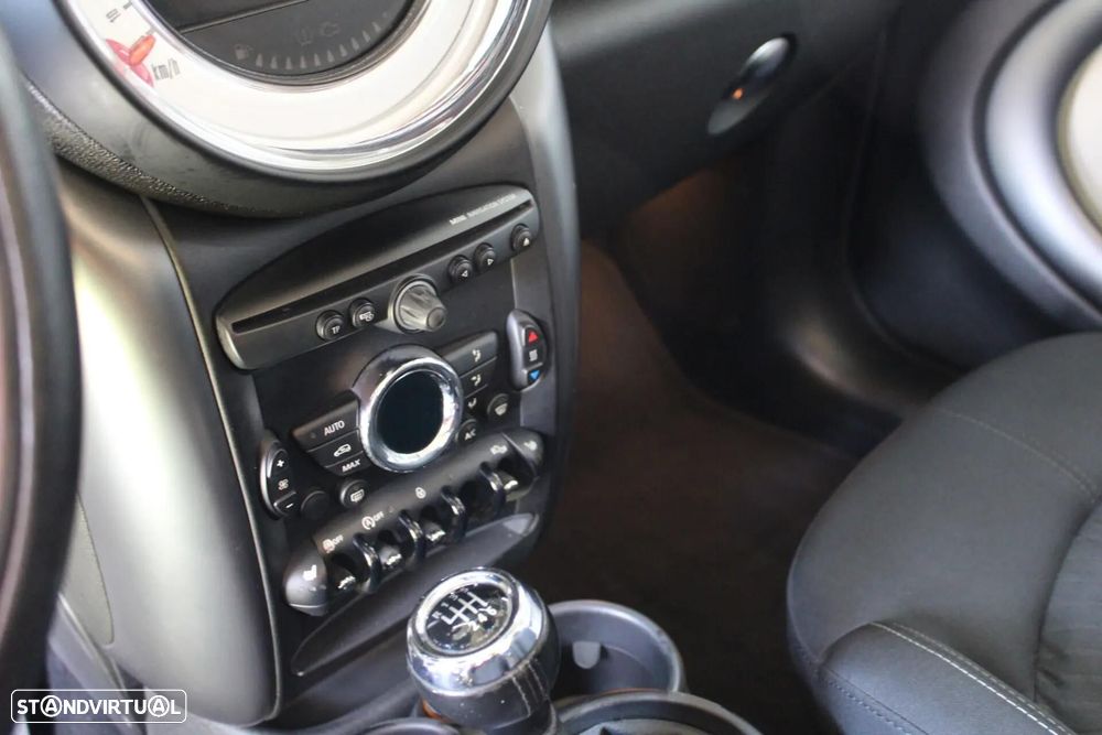 MINI Countryman Cooper SD ALL4 - 32