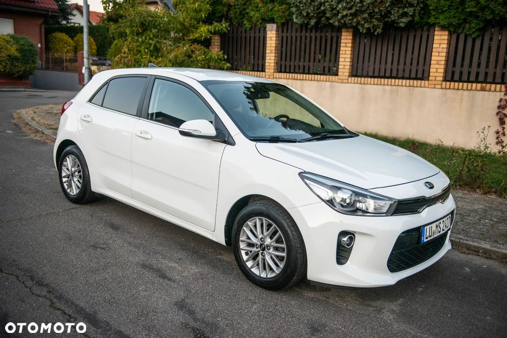 Kia Rio 1.2 Business Line Plus - 3
