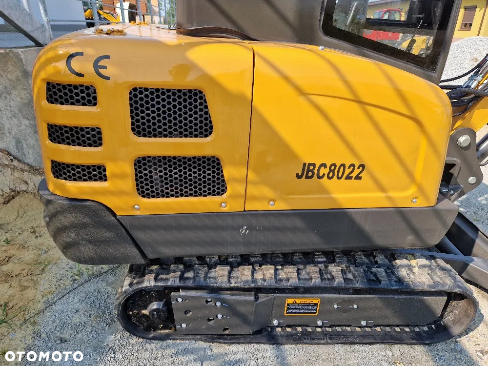 JCB JBC 8022 - 4