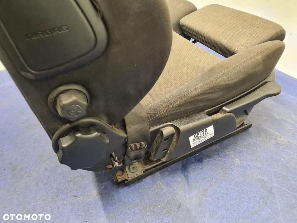 OPEL ZAFIRA-A FOTEL PASAŻERA RECARO OPC - 9