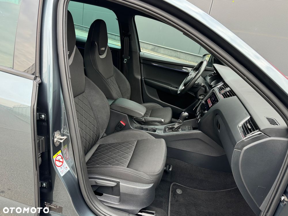 Skoda Octavia 2.0 TDI SCR RS DSG - 8