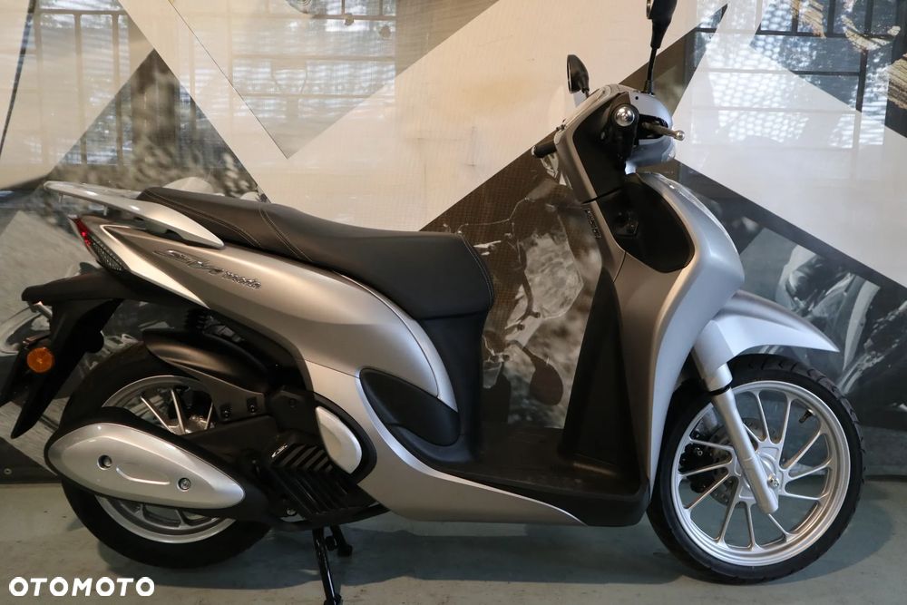 Honda SH - 16