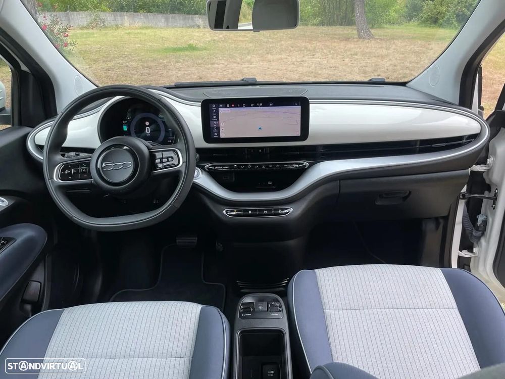 Fiat 500e Icon — fotografia 24