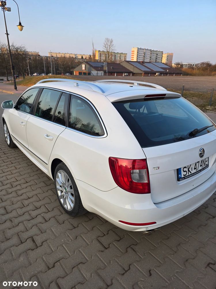 Skoda Superb 2.0 TDI Comfort - 6