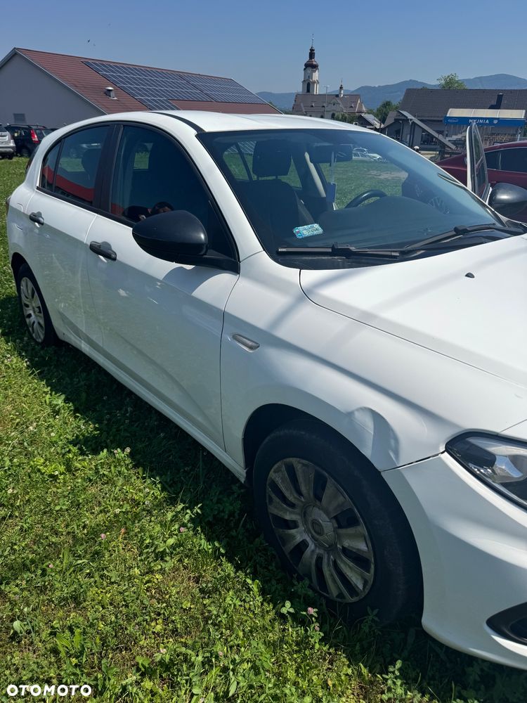 Fiat Tipo 1.4 T-Jet 16v Easy - 4