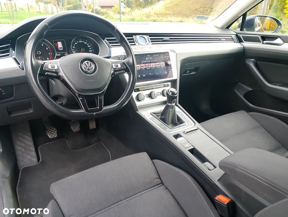 Volkswagen Passat 1.5 TSI EVO Business - 18