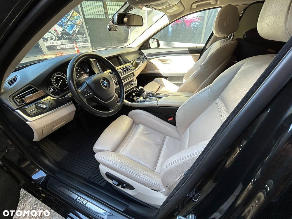 BMW Seria 5 520d - 14