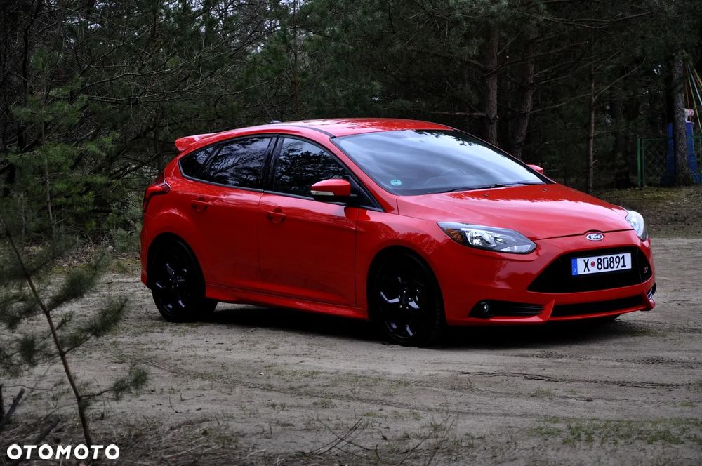 Ford Focus 2.0 EcoBoost ST mit Leder-Sport-Paket - 9