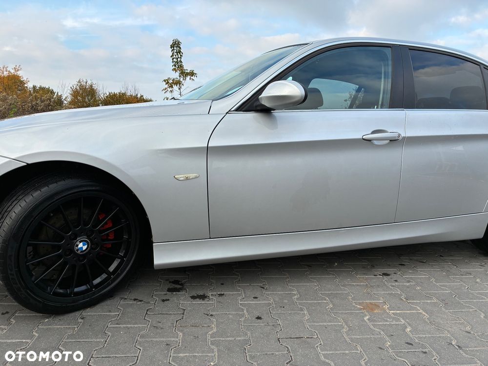 BMW Seria 3 325i - 6
