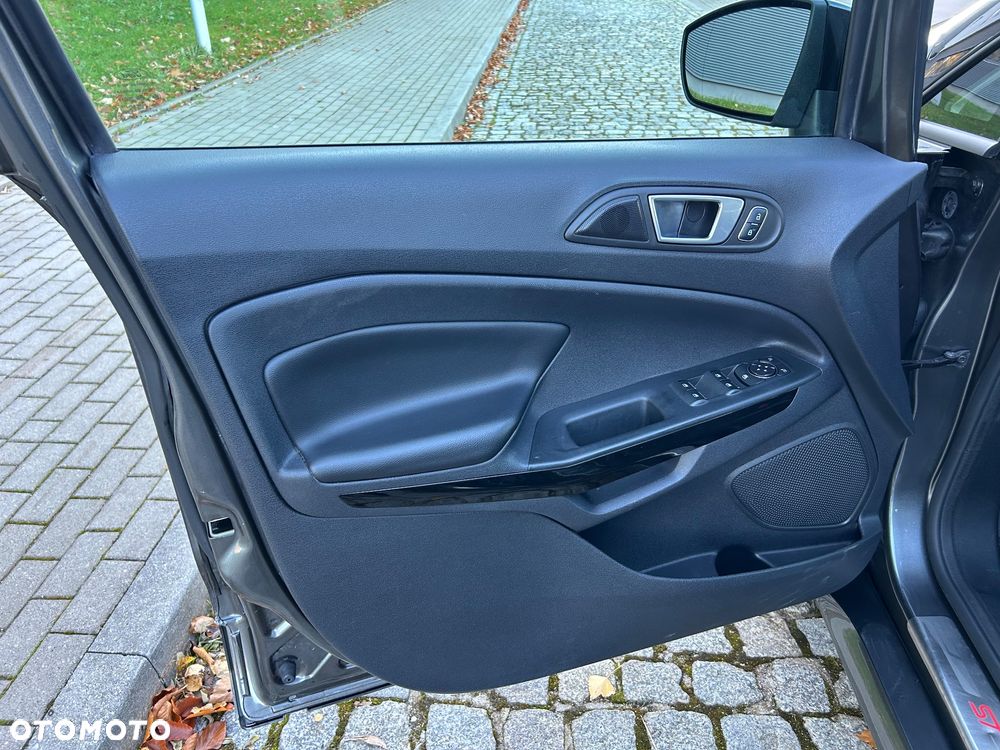Ford EcoSport 1.0 EcoBoost TITANIUM X - 29