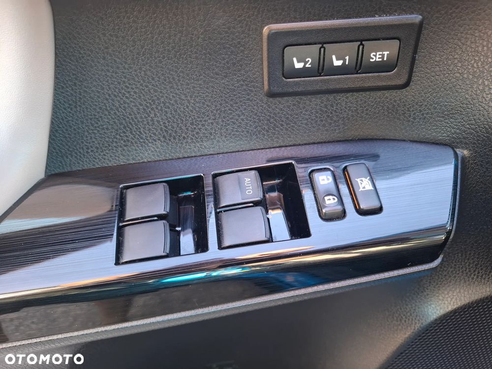 Toyota RAV4 - 26