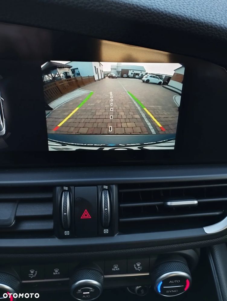 Alfa Romeo Giulia 2.0 Turbo Sprint - 22