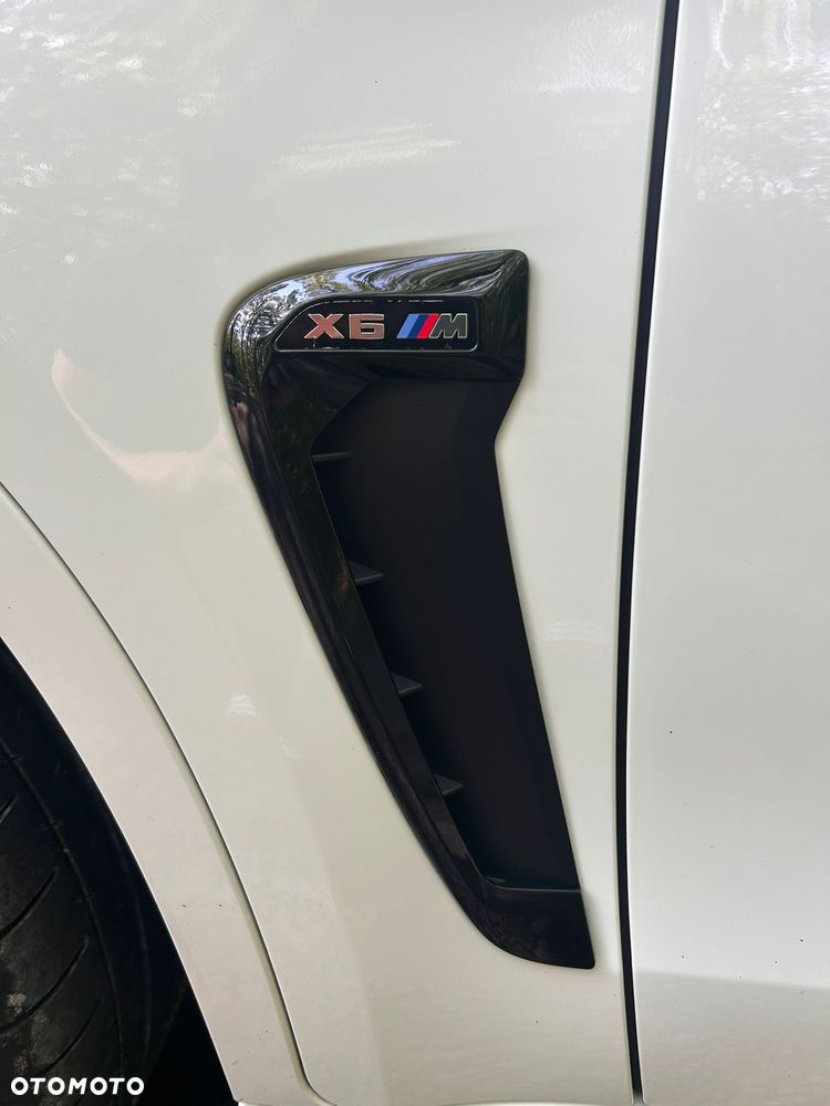 BMW X6M - 8
