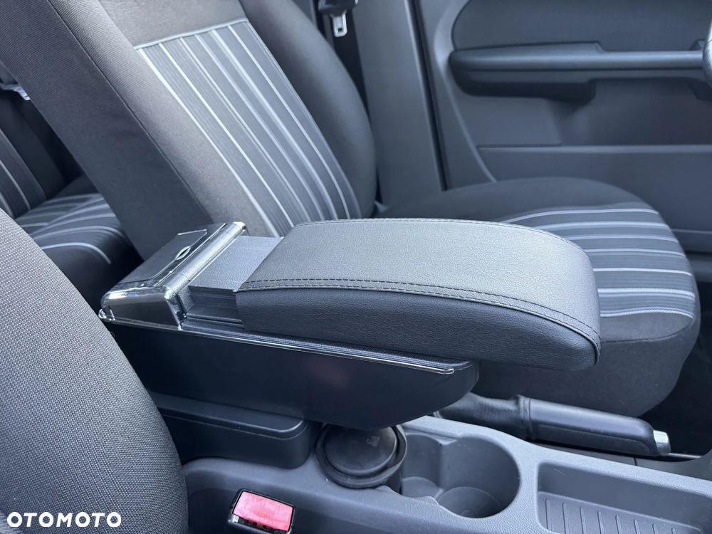 Ford Focus 1.6 16V Style+ - 33