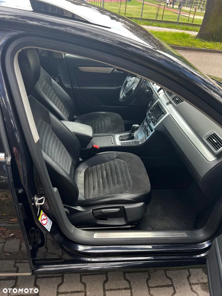 Volkswagen Passat Variant 2.0 TDI DSG BlueMotion Technology Highline - 15