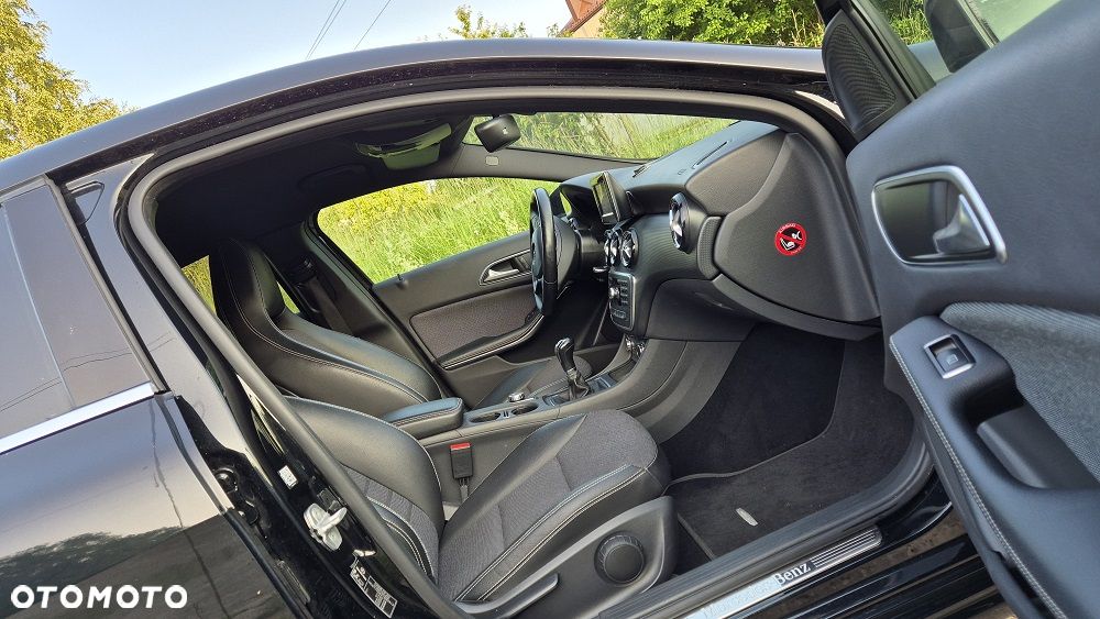 Mercedes-Benz Klasa A 180 (BlueEFFICIENCY) Urban - 5