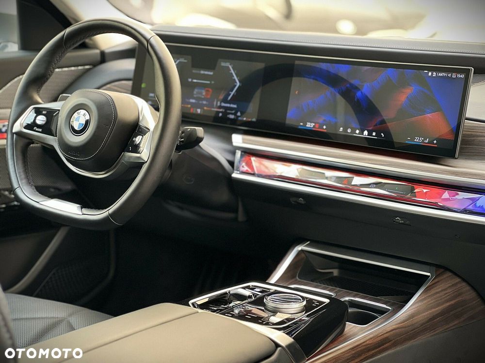 BMW Seria 7 - 23