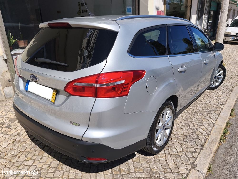 Ford Focus SW 1.0 EcoBoost Titanium - 3
