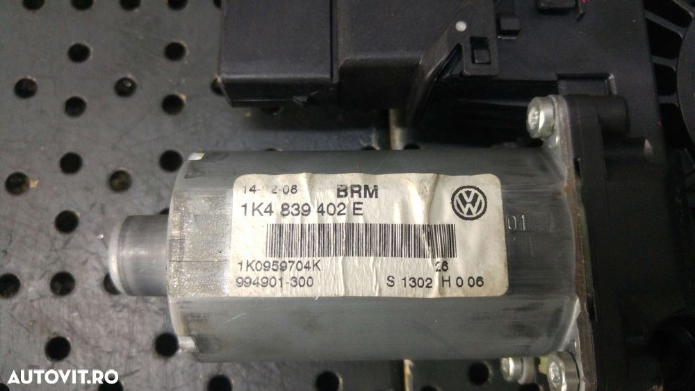 Motoras macara dreapta spate vw golf 5 1k1 1k4839402e 1k0959704k 994901300 - 2