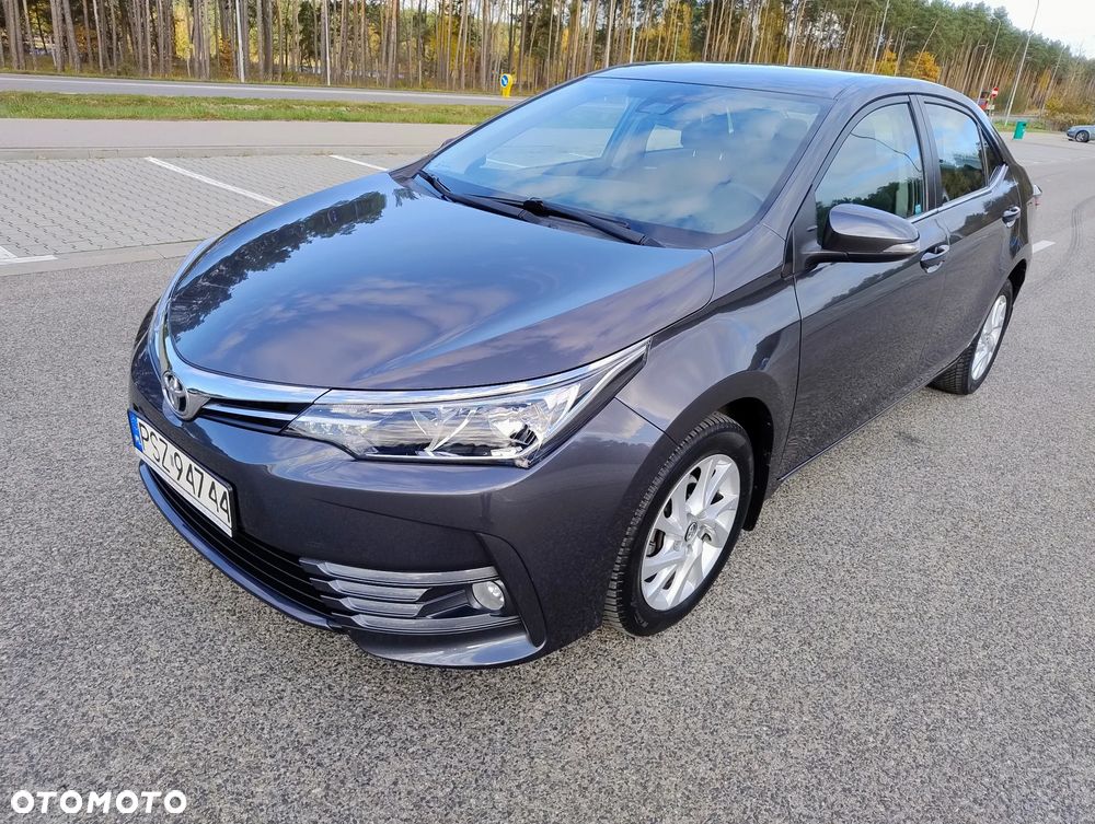 Toyota Corolla 1.6 Comfort - 20