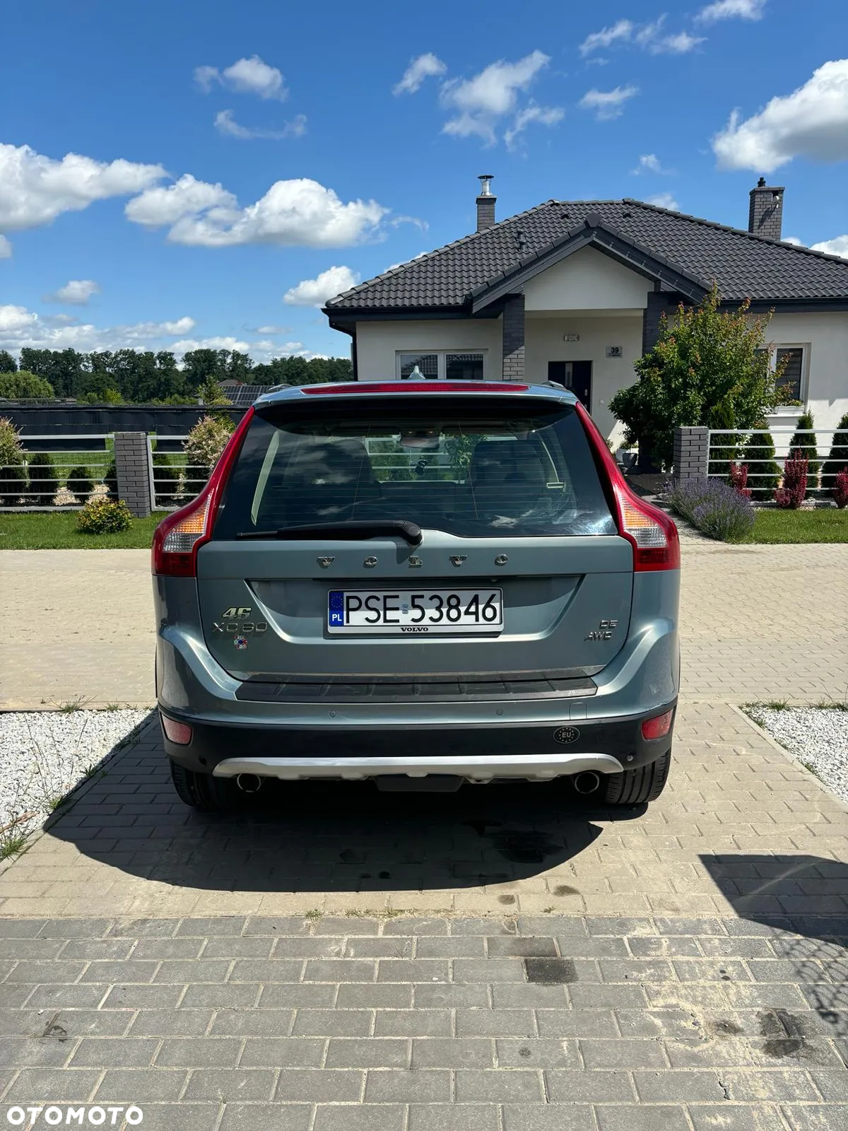 Volvo XC 60 D5 AWD Momentum - 3
