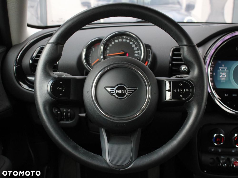 MINI Clubman - 12