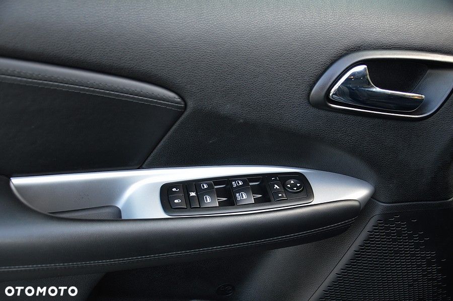 Fiat Freemont 2.0 Multijet 16V DPF Urban - 35