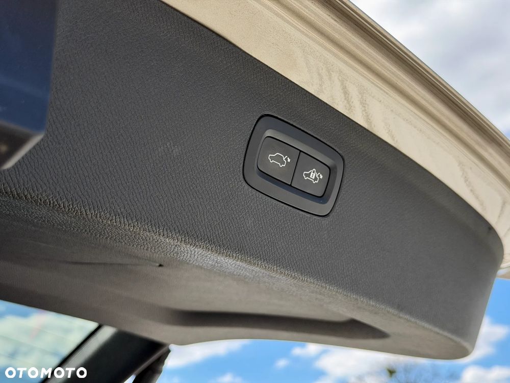 Volvo XC 90 T6 AWD Geartronic Inscription - 37